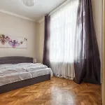 Modern Apartment Biskupska